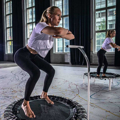 ACON FIT 1,12 m Trampoline Round with Handlebar, White. Active Woman Workout